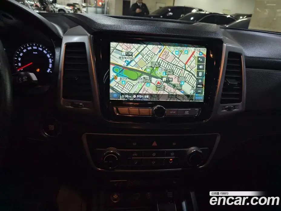 SsangYong Rexton 2018 2.2 автомат (гидро), фото 10 SsangYong Rexton 2018 2.2 автомат (гидро), фото 10