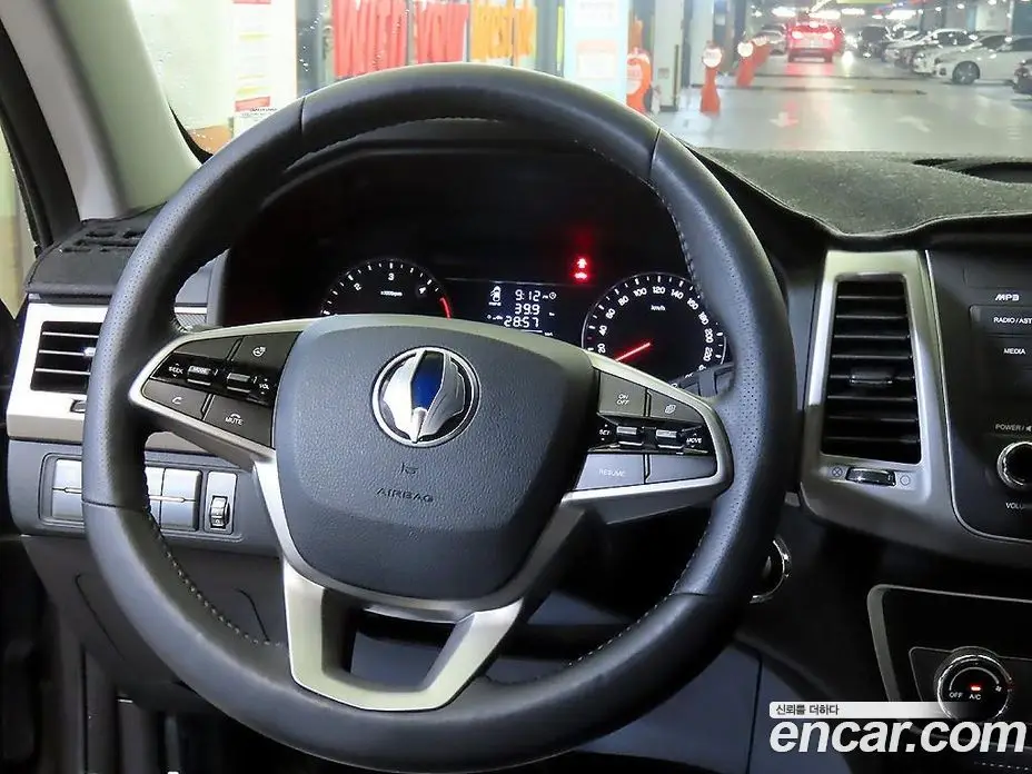 SsangYong Rexton 2018 2.2 автомат (гидро), фото 9