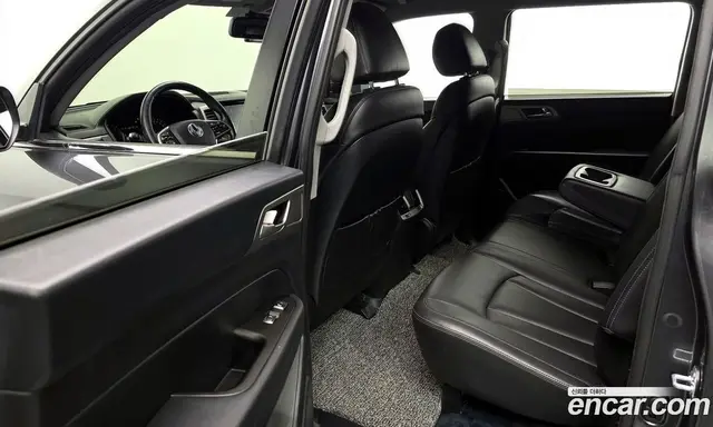 SsangYong Rexton 2018 2.2 автомат (гидро), миниатюра 11 SsangYong Rexton 2018 2.2 автомат (гидро), миниатюра 11