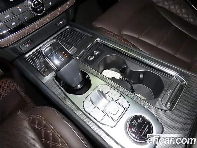 SsangYong Rexton 2023 2.2 автомат (гидро), миниатюра 9