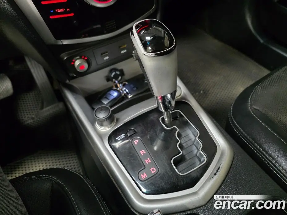 SsangYong TIBOLI 2015 1.6 автомат (гидро), фото 15