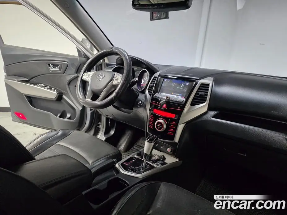 SsangYong TIBOLI 2015 1.6 автомат (гидро), фото 6