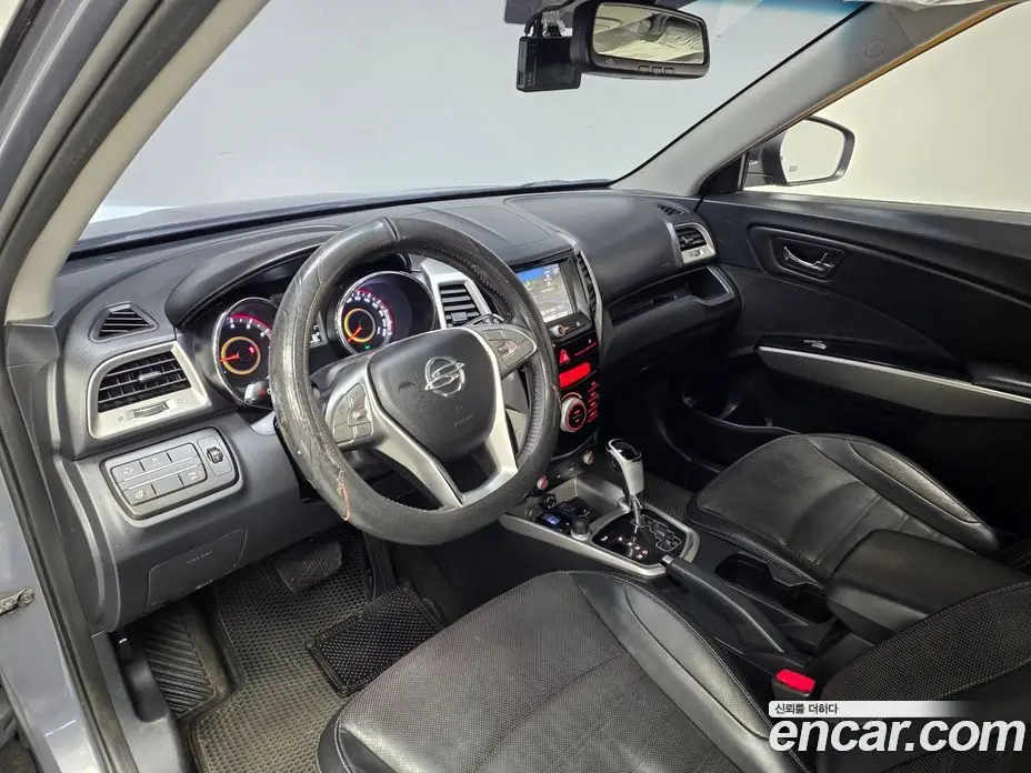 SsangYong TIBOLI 2015 1.6 автомат (гидро), фото 9