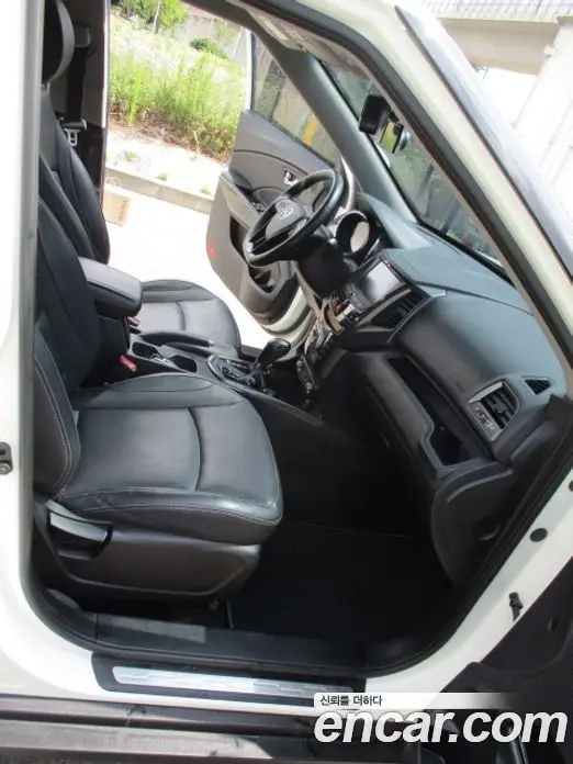 SsangYong TIBOLI 2016 1.6 автомат (гидро), миниатюра 9