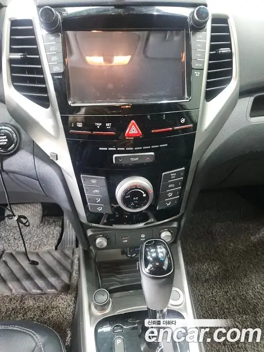 SsangYong TIBOLI 2016 1.6 автомат (гидро), фото 10