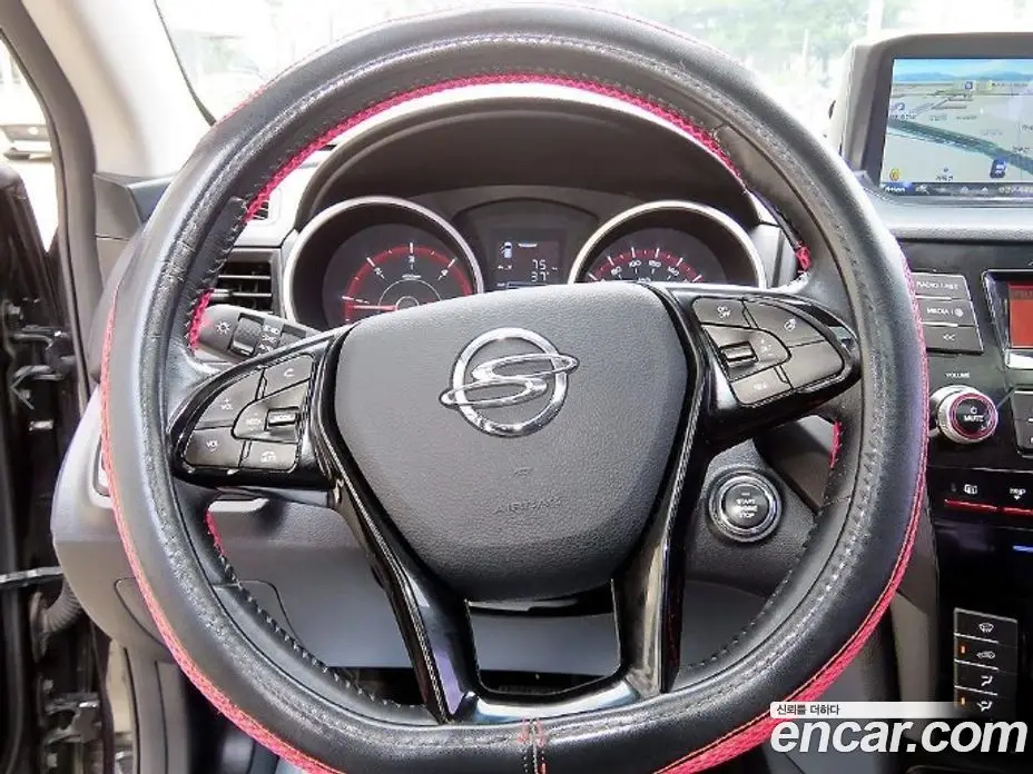 SsangYong TIBOLI 2016 1.6 автомат (гидро), фото 12