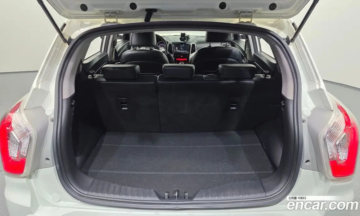 SsangYong TIBOLI 2016 1.6 автомат (гидро), фото 20 SsangYong TIBOLI 2016 1.6 автомат (гидро), фото 20