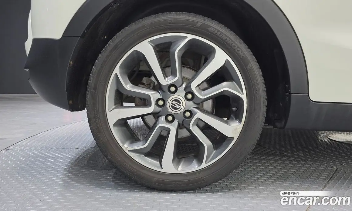 SsangYong TIBOLI 2016 1.6 автомат (гидро), фото 5 SsangYong TIBOLI 2016 1.6 автомат (гидро), фото 5