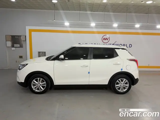 SsangYong TIBOLI 2017 1.6 автомат (гидро), миниатюра 3