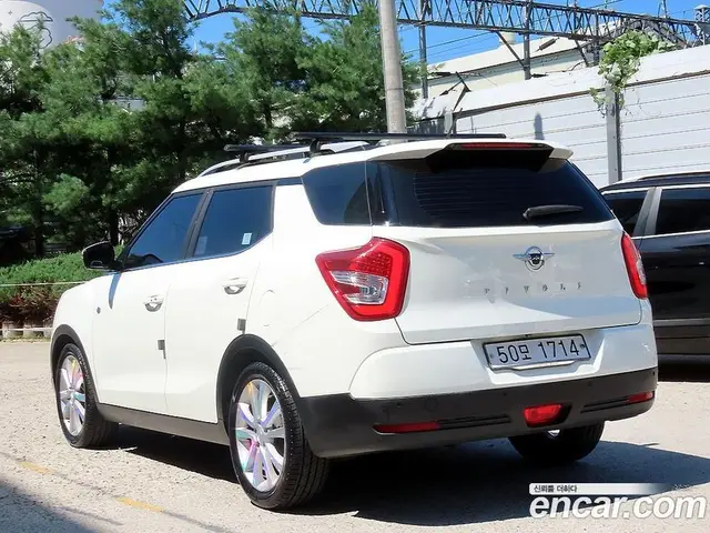 SsangYong TIBOLI 2017 1.6 автомат (гидро), миниатюра 3