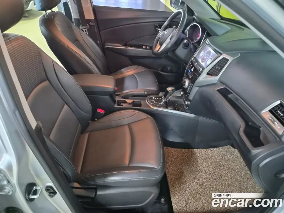 SsangYong TIBOLI 2017 1.6 автомат (гидро), фото 11