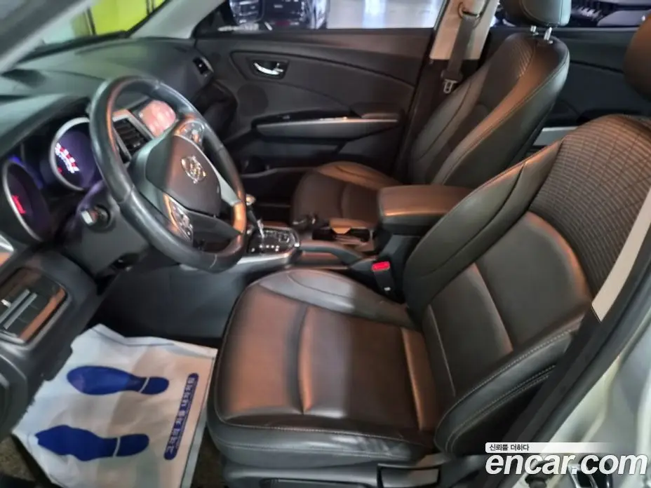 SsangYong TIBOLI 2017 1.6 автомат (гидро), фото 10