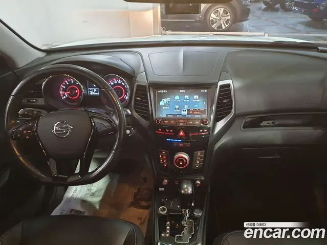 SsangYong TIBOLI 2017 1.6 автомат (гидро), миниатюра 8