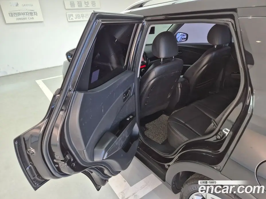 SsangYong TIBOLI 2018 1.6 автомат (гидро), фото 14