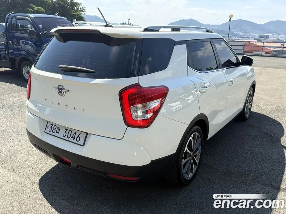SsangYong TIBOLI 2018 1.6 автомат (гидро), фото 4