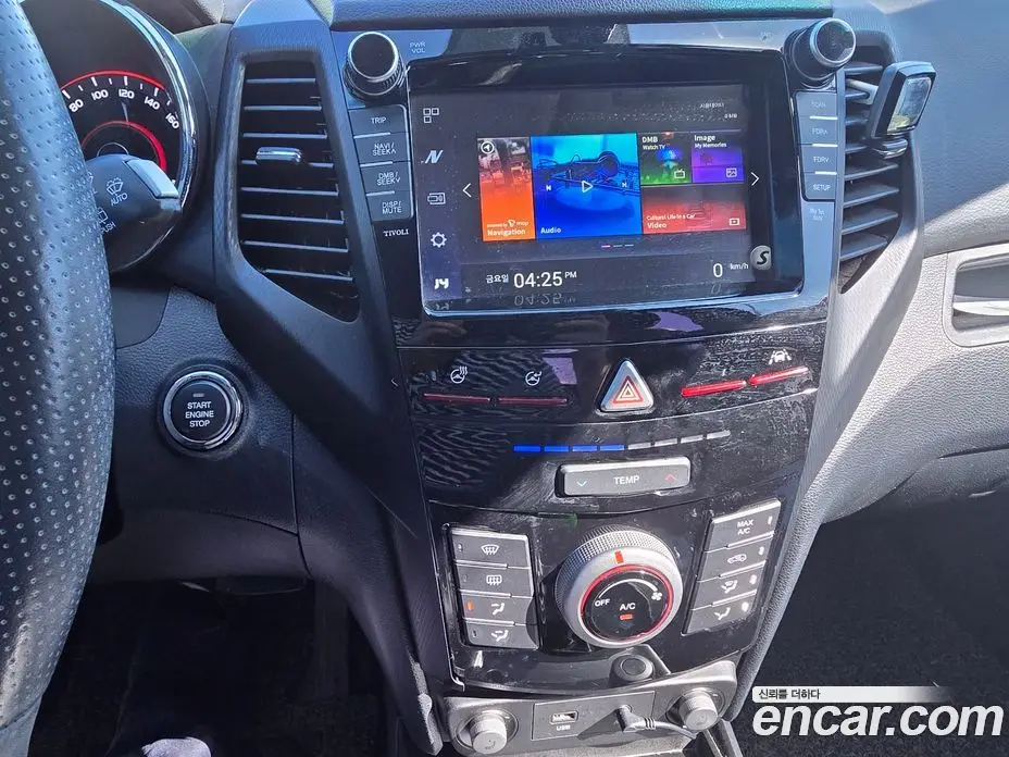 SsangYong TIBOLI 2018 1.6 автомат (гидро), фото 15