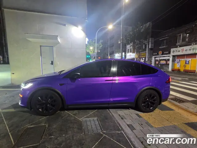 Tesla Model X 2024 автомат (гидро), миниатюра 7