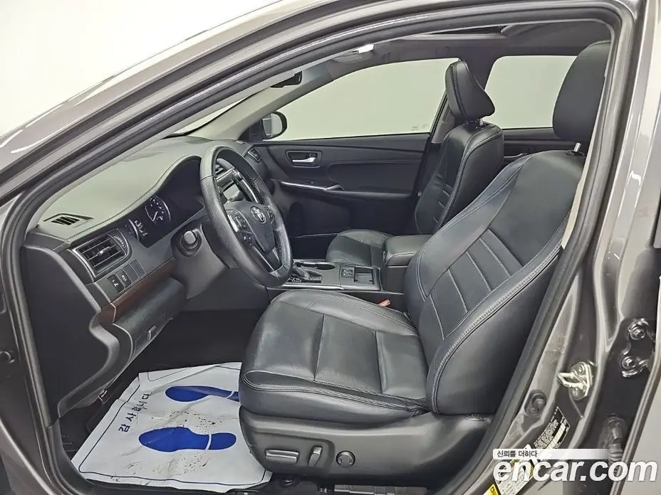 Toyota Camry 2016 2.5 автомат (гидро), фото 11