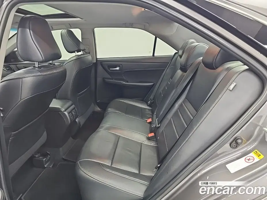 Toyota Camry 2016 2.5 автомат (гидро), фото 12