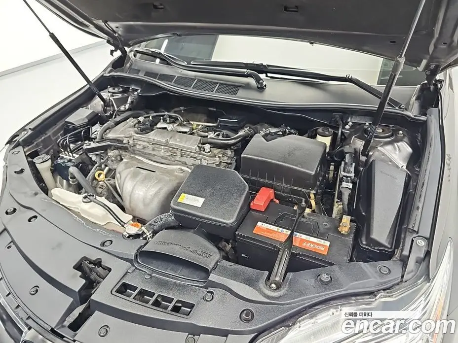 Toyota Camry 2016 2.5 автомат (гидро), фото 5