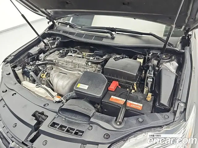 Toyota Camry 2016 2.5 автомат (гидро), миниатюра 5