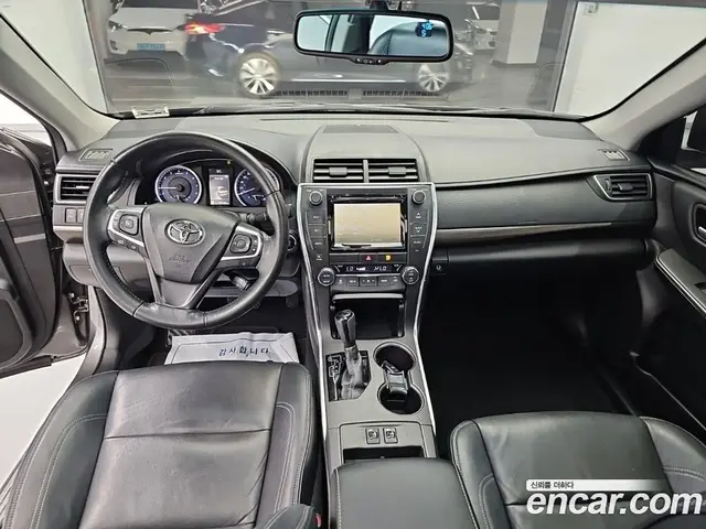 Toyota Camry 2016 2.5 автомат (гидро), миниатюра 7