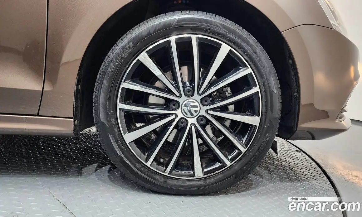 Volkswagen Jetta 2015 2.0 автомат (гидро), фото 5