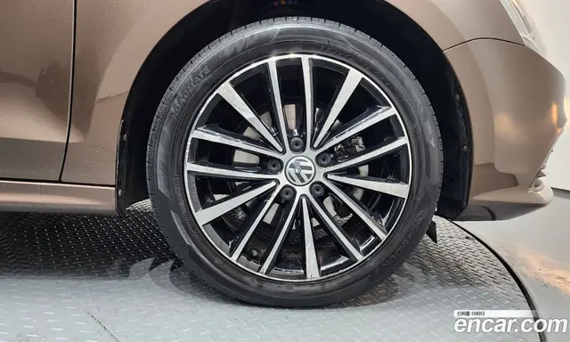 Volkswagen Jetta 2015 2.0 автомат (гидро), миниатюра 5
