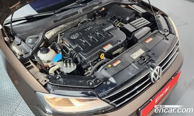 Volkswagen Jetta 2015 2.0 автомат (гидро), миниатюра 6