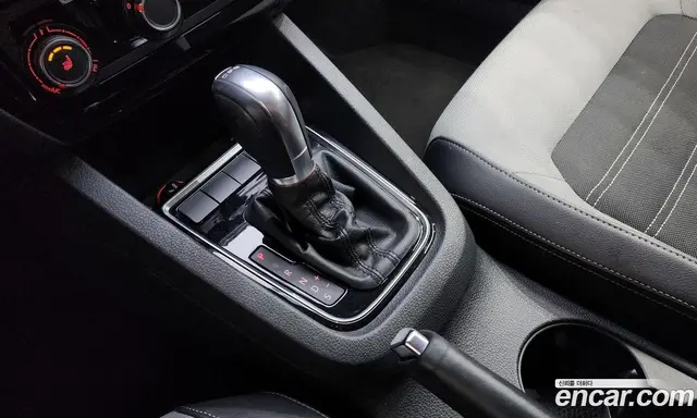Volkswagen Jetta 2015 2.0 автомат (гидро), миниатюра 9