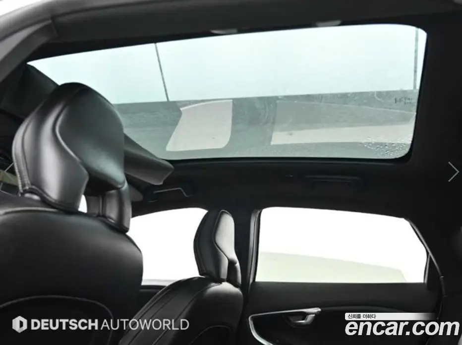 Volvo V40 2016 2.0 автомат (гидро), фото 18