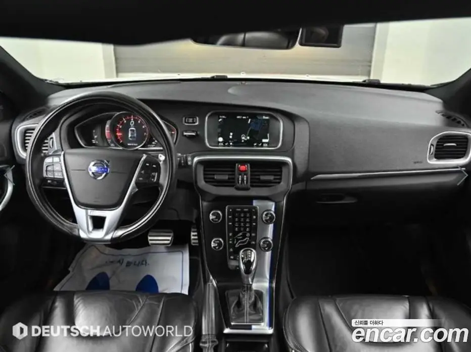Volvo V40 2016 2.0 автомат (гидро), фото 7