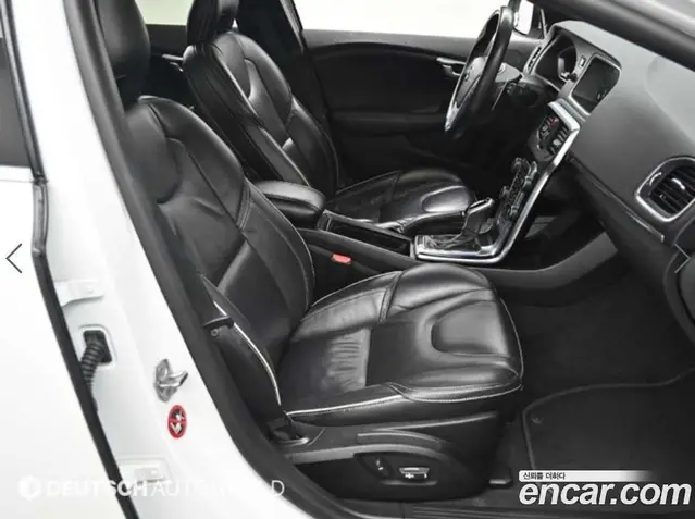 Volvo V40 2016 2.0 автомат (гидро), миниатюра 10