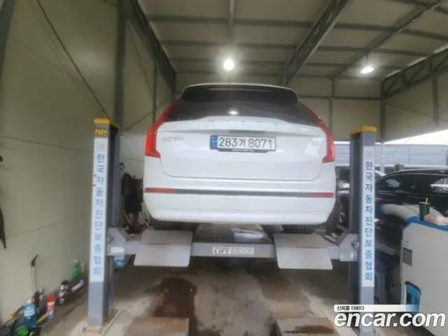 Volvo XC90 2023 2.0 автомат (гидро), миниатюра 2