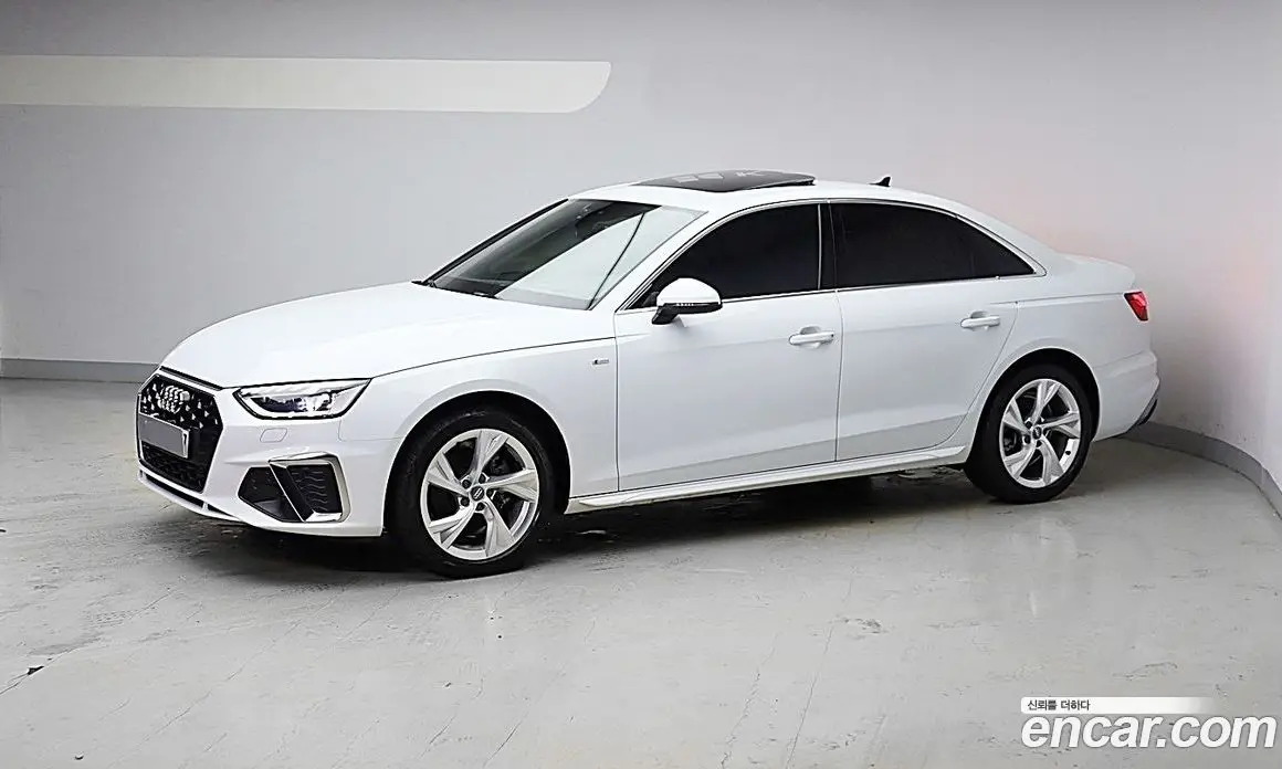 Audi A4 2021 2.0 автомат (гидро), фото 3