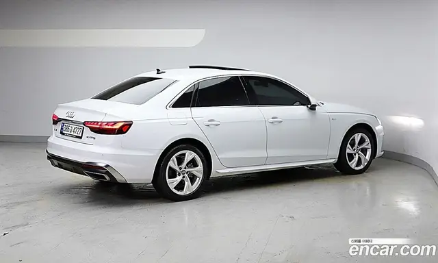 Audi A4 2021 2.0 автомат (гидро), миниатюра 4