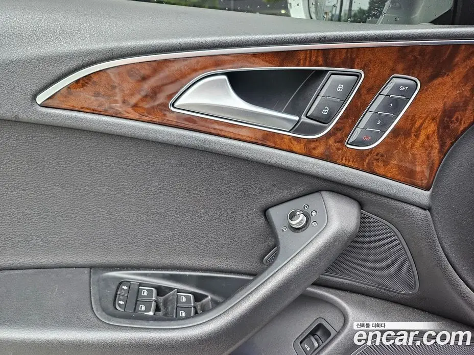 Audi A6 2015 3.0 автомат (гидро), фото 12