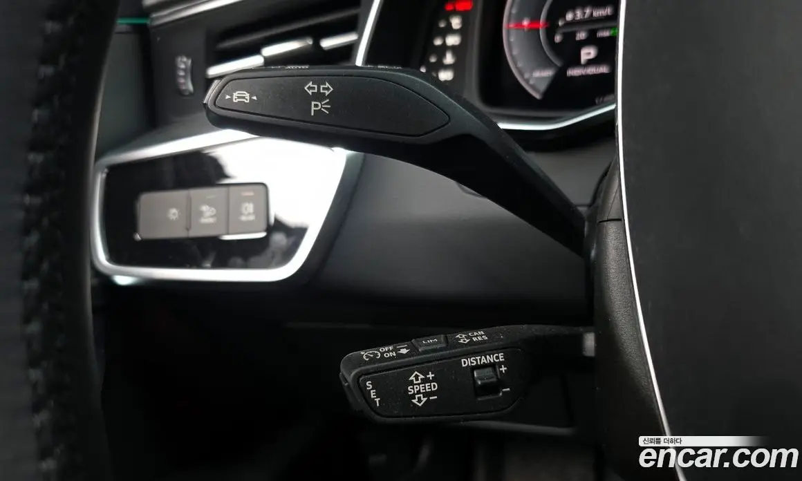 Audi A6 2023 2.0 автомат (гидро), фото 18