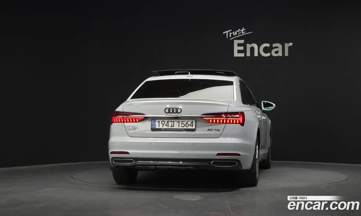 Audi A6 2023 2.0 автомат (гидро), фото 4