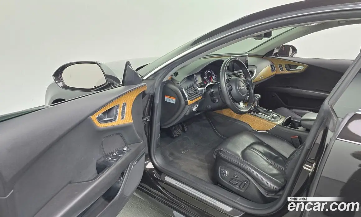Audi A7 2013 3.0 автомат (гидро), фото 10 Audi A7 2013 3.0 автомат (гидро), фото 10