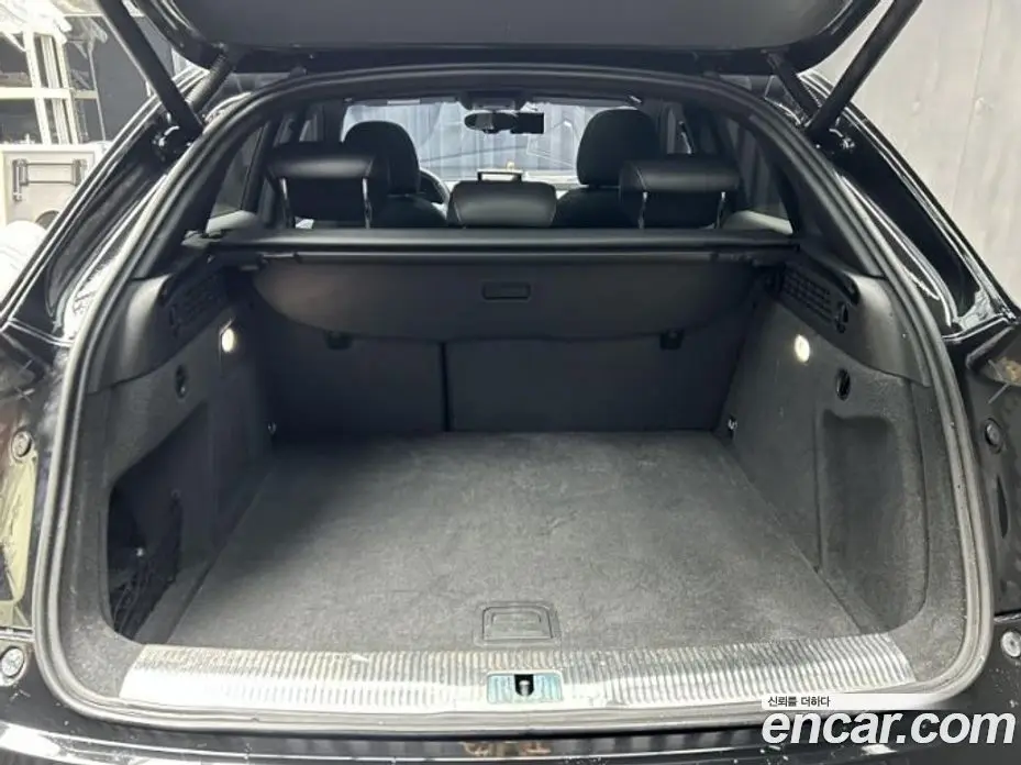 Audi Q3 2015 2.0 автомат (гидро), фото 5