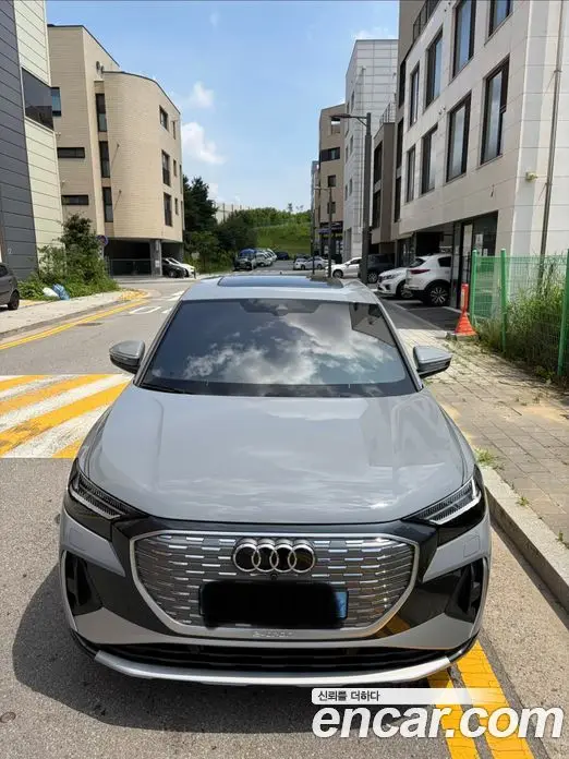 Audi Q4 e-tron 2025 автомат (гидро), миниатюра 3