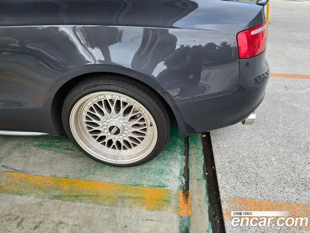 Audi S5 2009 4.2 автомат (гидро), миниатюра 5