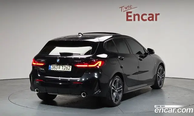 BMW 1 серия, 2024, 7 588 км