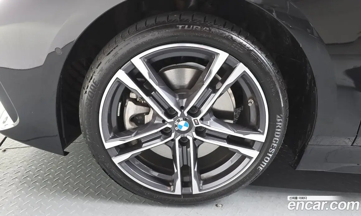 BMW 1 серия 2024 2.0 автомат (гидро), фото 4 BMW 1 серия 2024 2.0 автомат (гидро), фото 4