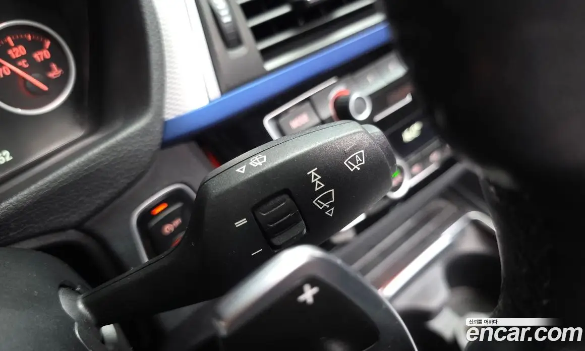 BMW 3 серия 2016 2.0 автомат (гидро), фото 30