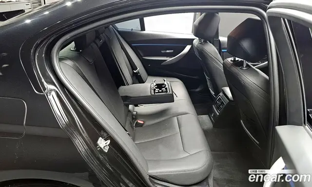 BMW 3 серия 2018 2.0 автомат (гидро), миниатюра 11