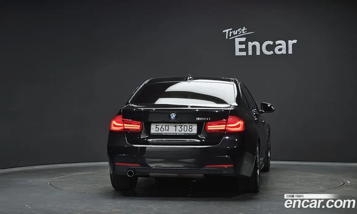 BMW 3 серия 2018 2.0 автомат (гидро), фото 4