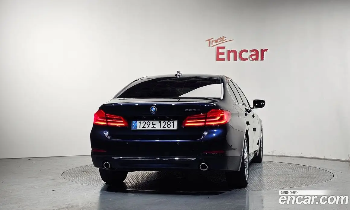 BMW 5 серия 2018 2.0 автомат (гидро), фото 4