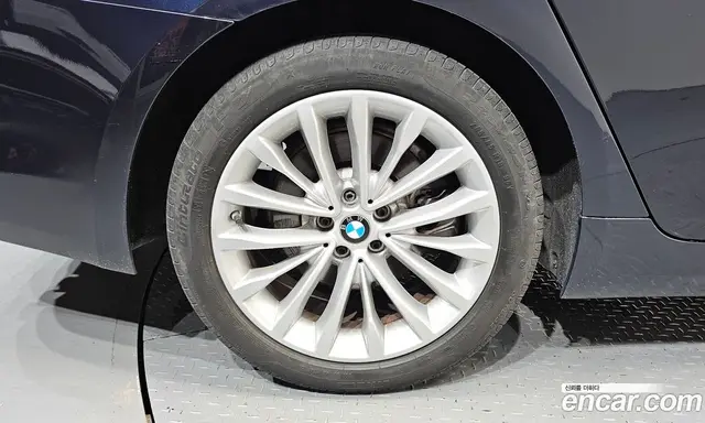 BMW 5 серия 2018 2.0 автомат (гидро), миниатюра 5